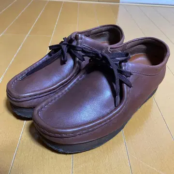 Clarks 왈라비 25.5cm