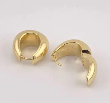 톰 우드 골드 후프 귀걸이