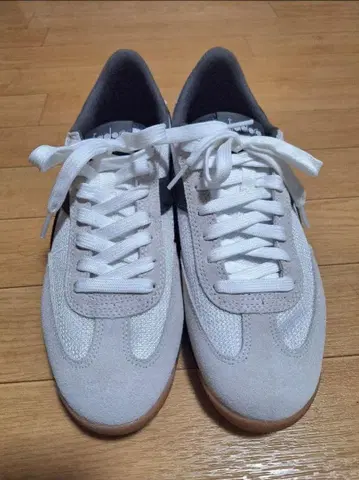 diadora 스니커즈 27.5cm