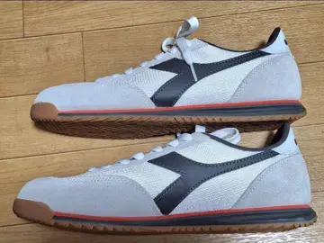 diadora 스니커즈 27.5cm