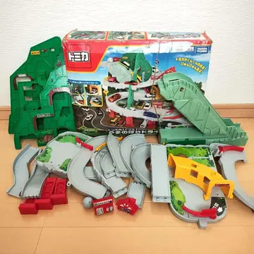 12일까지 한정 가격 토미카 터널 통과! 산 오르기 드라이브