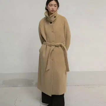 OHTORO 스너그 알파카 코트 베이지