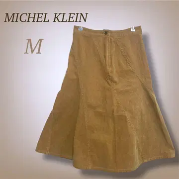 미쉘클랑 코듀로이 플레어 스커트 무릎 기장 깔끔한 고급 38