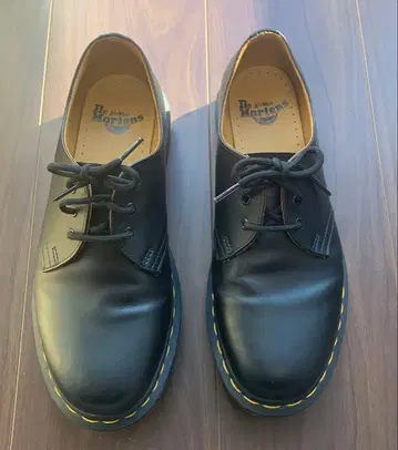 닥터마틴 3홀 부츠 남성용