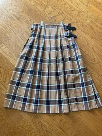 오닐 오브 더블린 베이지 체크 롱 스커트