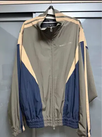 [ 즉시 완판 아이템 ] LYFT 트랙 자켓 팬츠 세트