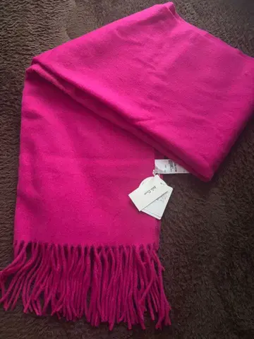 Mila Owen 핑크 울 스톨