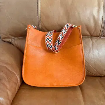 오렌지 숄더백 스트라이프