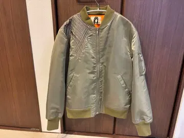 올리브 그린 MA-1 자켓