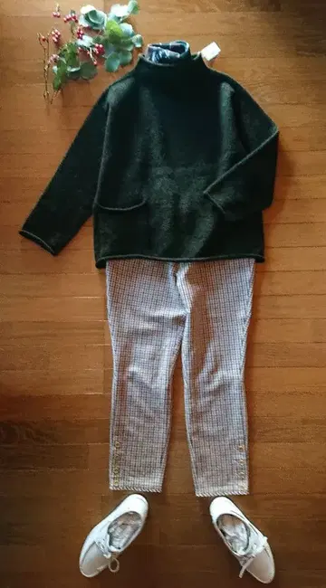 45R ONEONE 로게이지 말 스웨터/올리브 탑