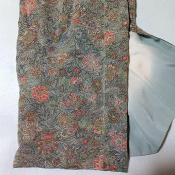 리메이크, 기모노 착용법 연습에 꽃무늬 자수 코몬 기모노 에도 사라사?