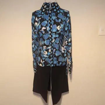 새상품 Diane Von Furstenberg 12-12