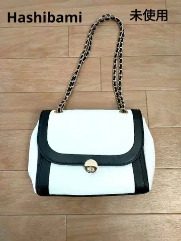 [ Hashibami ] 바이컬러 체인 백 블랙