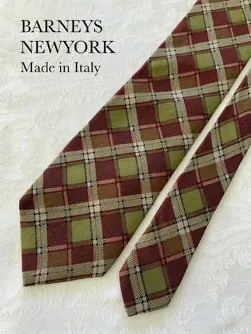 바니스 뉴욕 BASILE [ 바질레 ] 이탈리아제 넥타이