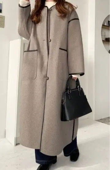 moment+ 퀼팅 라이너 포함 파이핑 롱 코트