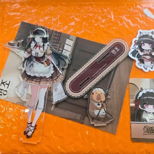 명조 치사 아크릴 스탠드