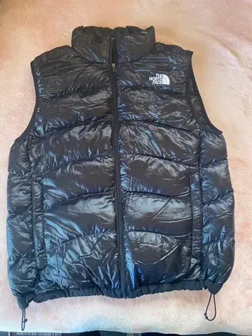 THE NORTH FACE 블랙 다운 베스트 ND92452