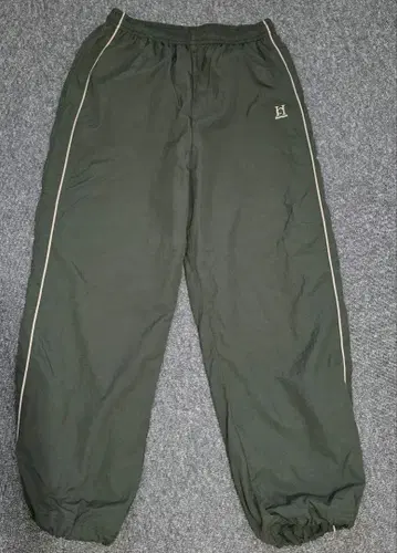 다크 그린 저지 밑단 드로 코드