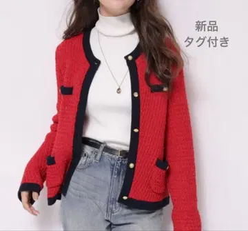 새상품 아푸와이저 리셰 배색 골드 버튼 니트 자켓