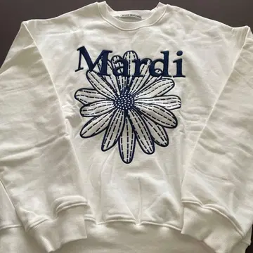 Mardi 자수 크루넥 트레이닝복