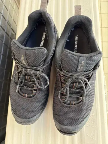 MERRELL Chameleon8 Storm Gore-Tex 블랙