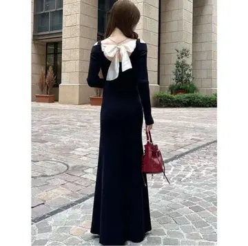 리젝시 백리본 머메이드 니트 원피스