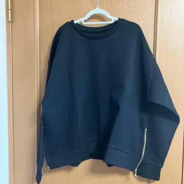 벨메종 트레이닝복 사이드 지퍼 블랙