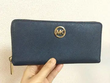 마이클 코스 네이비 장지갑 MK 로고