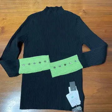 세탁 가능한 블랙 니트 그린 소매