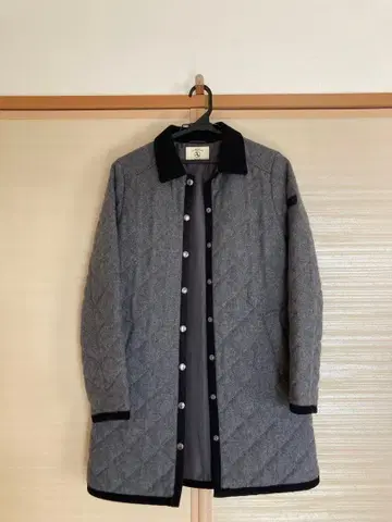 AIGLE 퀼팅 자켓 그레이