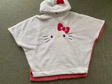헬로키티 후드 부착 착용 담요 판초