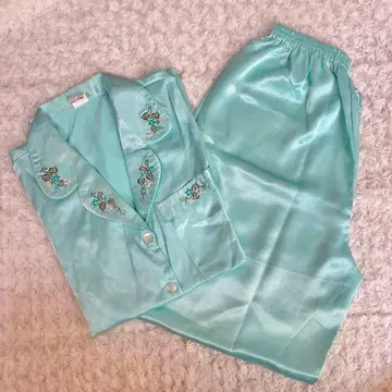 실크 파자마 룸웨어 반팔