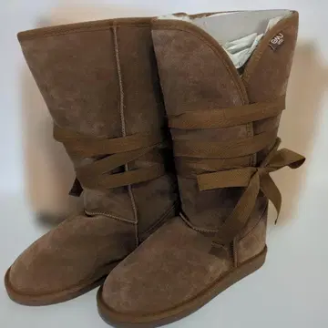 브라운 어그 부츠 리본 포함 미사용 새상품
