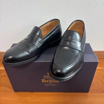 Berwick 4545 블랙 로퍼