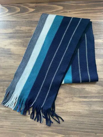 꼼사맨 스트라이프 디자인 울 머플러 미사용