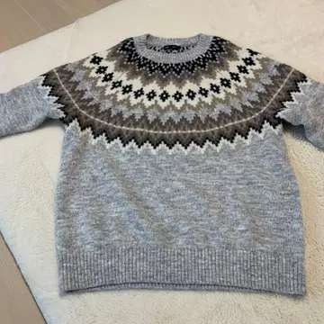 GAP 노르딕 무늬 이번 시즌 퍼지 스웨터