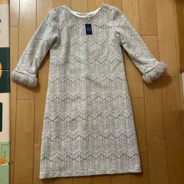 택 포함 새상품 Mew's 레이스 무릎 아래 기장 원피스