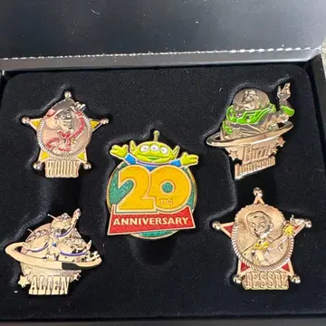 토이 스토리 20주년 기념 핀 배지 세트