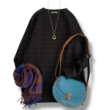 새상품급 띠어리 럭스 니트 울 크루넥 보더 사이드슬릿 M