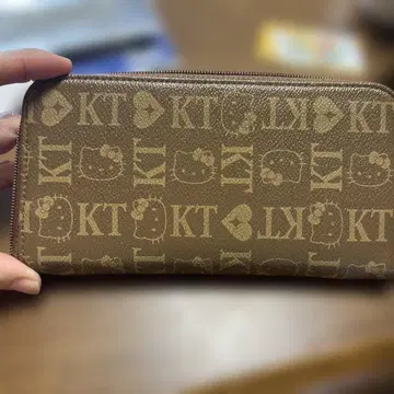 헬로키티 로고키티 레어 장지갑! 브라운