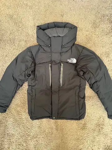 THE NORTH FACE 블랙 다운 자켓 (택, 봉투 포함)