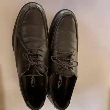 ALPHA CUB 블랙 신발 25.EEE