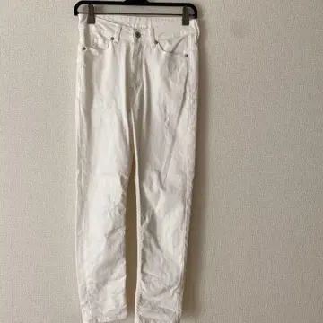 새상품급 LUGIVA 화이트 데미지 데님