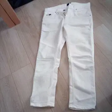 화이트 데님 팬츠 앵클 기장 Lee