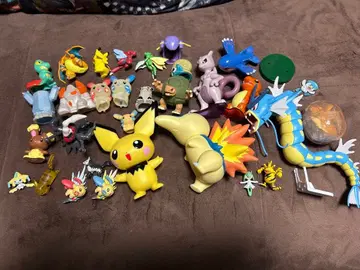 포켓몬 피규어 묶음 판매