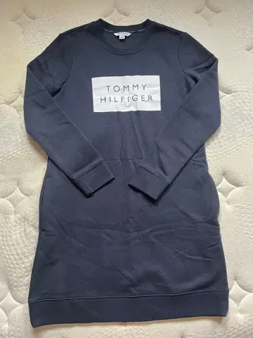 TOMMY HILFIGER 네이비 원피스