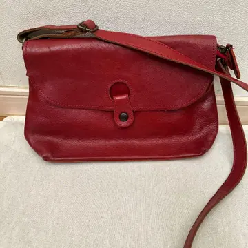 가죽 레드 숄더백