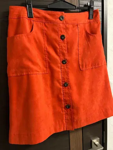 새상품급 22 OCTOBRE 스커트 사이즈 46 클리닝 완료