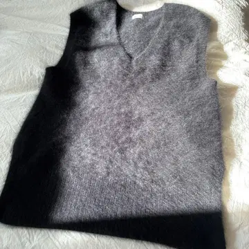 그린 레이블 릴랙싱 니트 베스트