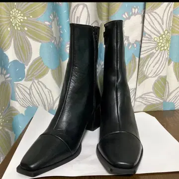 [ 미사용품 ] 카르멘살라스 레더 스퀘어 스틸레토 부츠 25cm